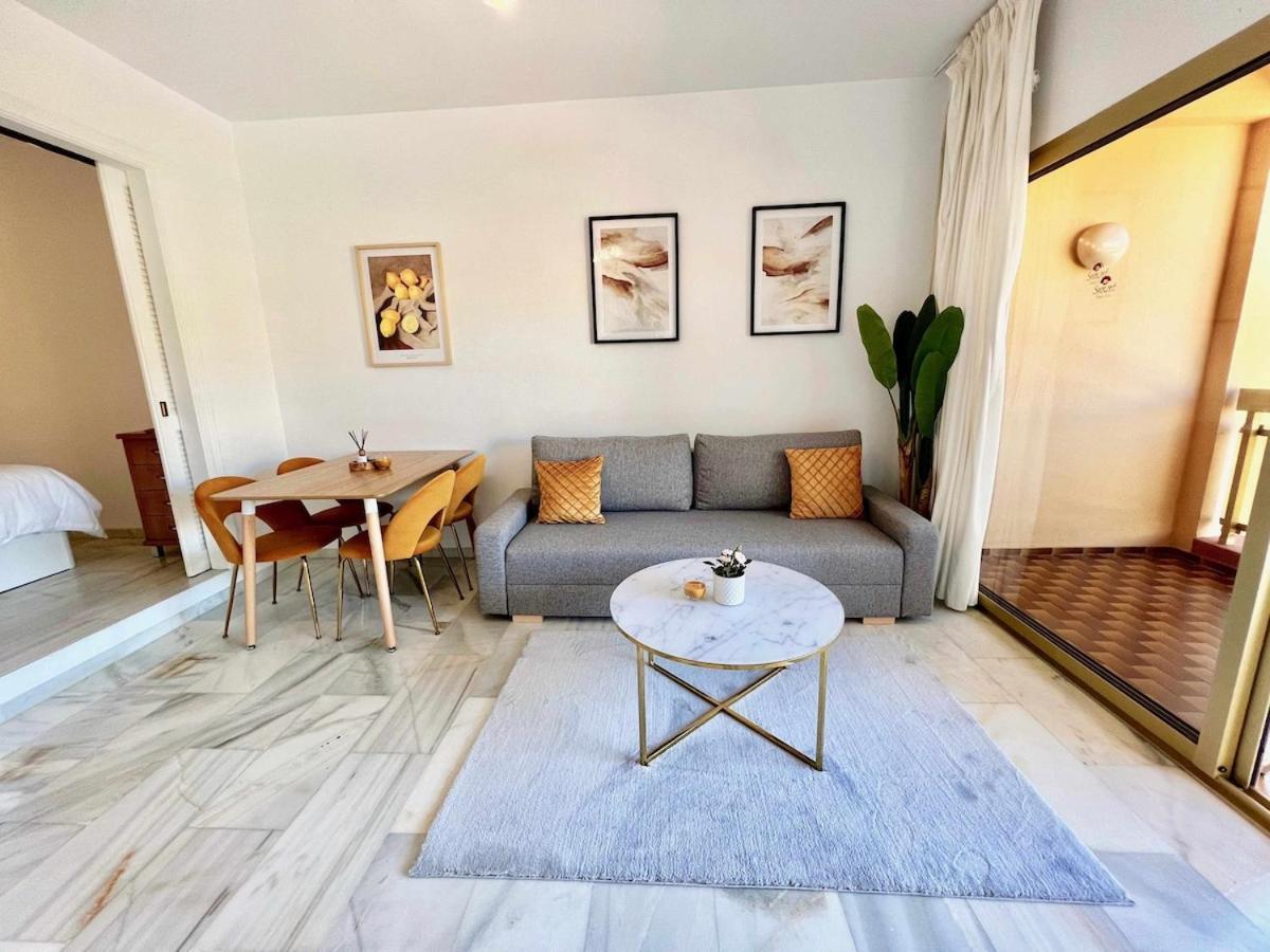 797 Holiday Rentals- Apartamento En Hotel Sunset Frente Al Mar 베날마데나코스타 외부 사진