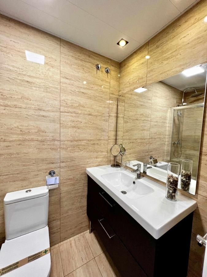 797 Holiday Rentals- Apartamento En Hotel Sunset Frente Al Mar 베날마데나코스타 외부 사진