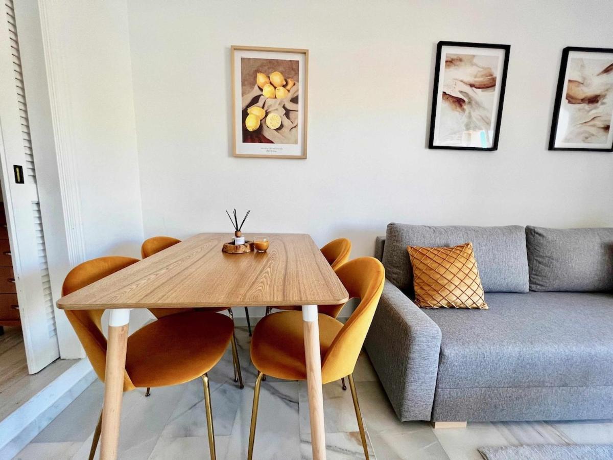 797 Holiday Rentals- Apartamento En Hotel Sunset Frente Al Mar 베날마데나코스타 외부 사진