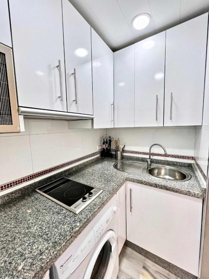 797 Holiday Rentals- Apartamento En Hotel Sunset Frente Al Mar 베날마데나코스타 외부 사진