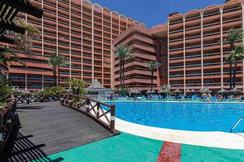 797 Holiday Rentals- Apartamento En Hotel Sunset Frente Al Mar 베날마데나코스타 외부 사진