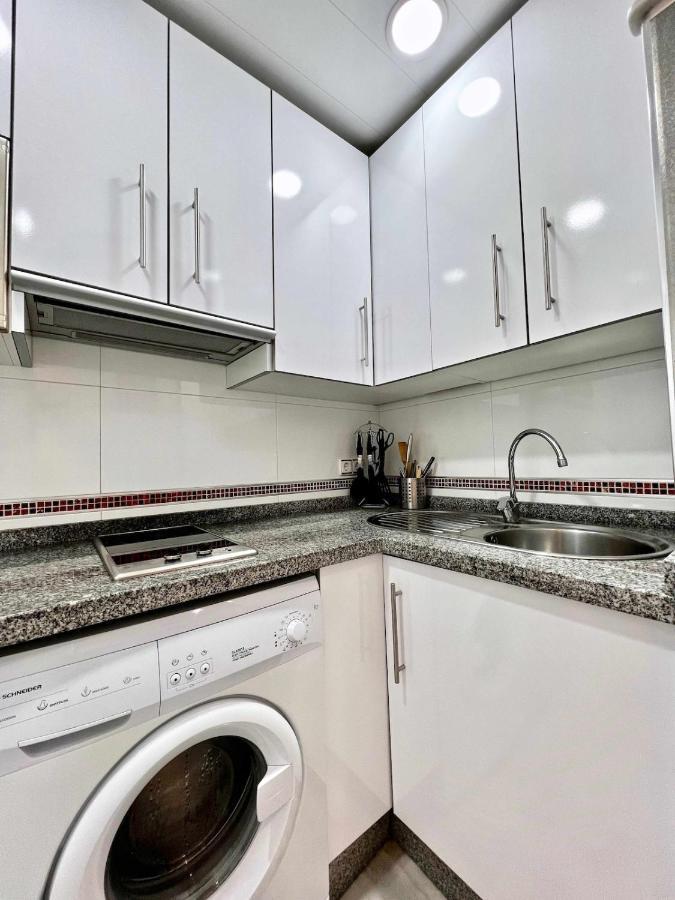 797 Holiday Rentals- Apartamento En Hotel Sunset Frente Al Mar 베날마데나코스타 외부 사진