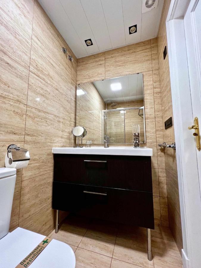797 Holiday Rentals- Apartamento En Hotel Sunset Frente Al Mar 베날마데나코스타 외부 사진