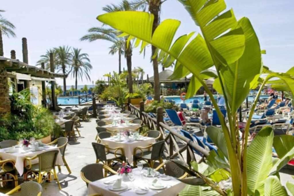 797 Holiday Rentals- Apartamento En Hotel Sunset Frente Al Mar 베날마데나코스타 외부 사진