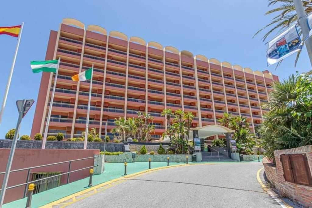 797 Holiday Rentals- Apartamento En Hotel Sunset Frente Al Mar 베날마데나코스타 외부 사진