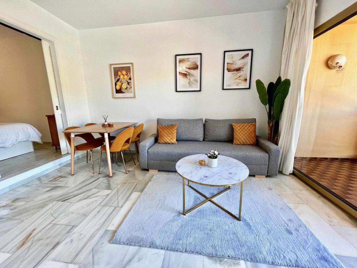 797 Holiday Rentals- Apartamento En Hotel Sunset Frente Al Mar 베날마데나코스타 외부 사진